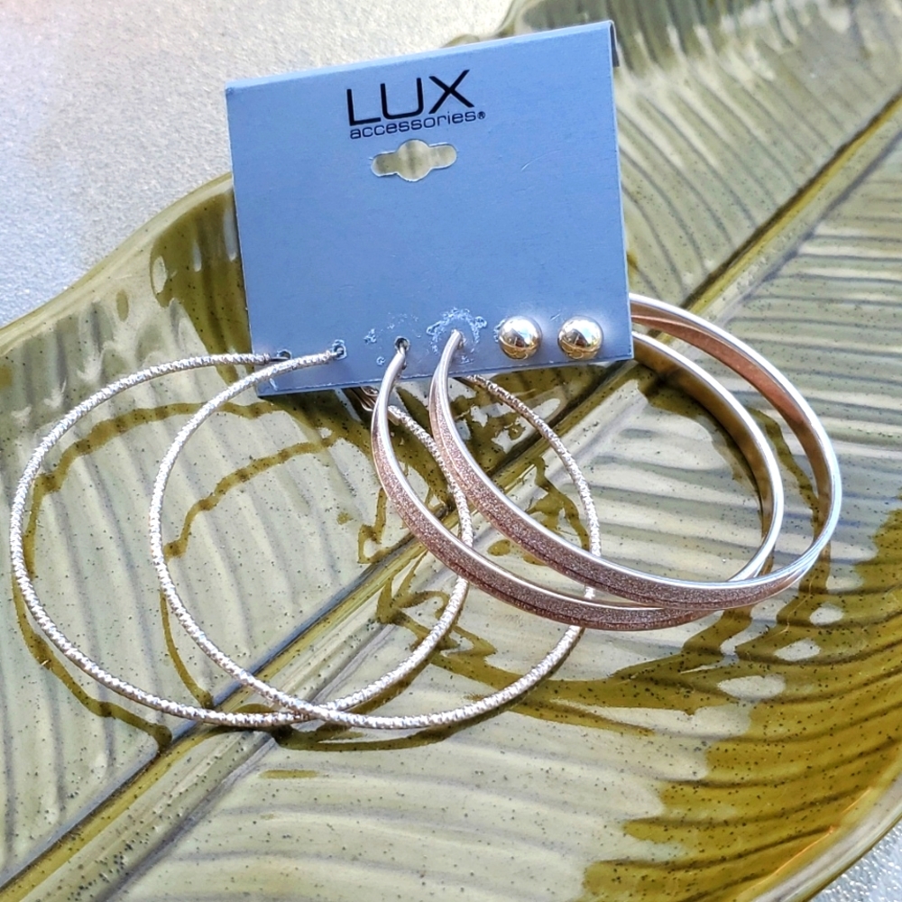 Women earrings